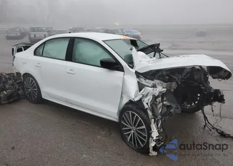 2017 Volkswagen Jetta Sport из США, поврежденный, VIN 3VWD17AJ9HM303038